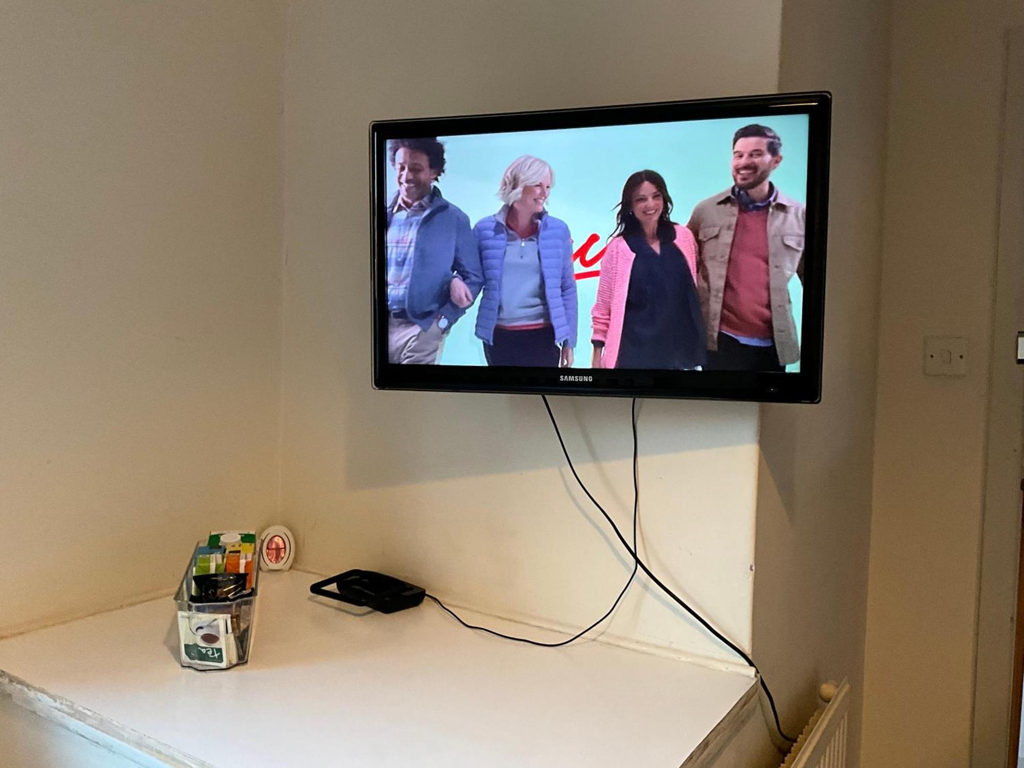 Comfy, Cosy Small Double With Wi-Fi Earley Zewnętrze zdjęcie